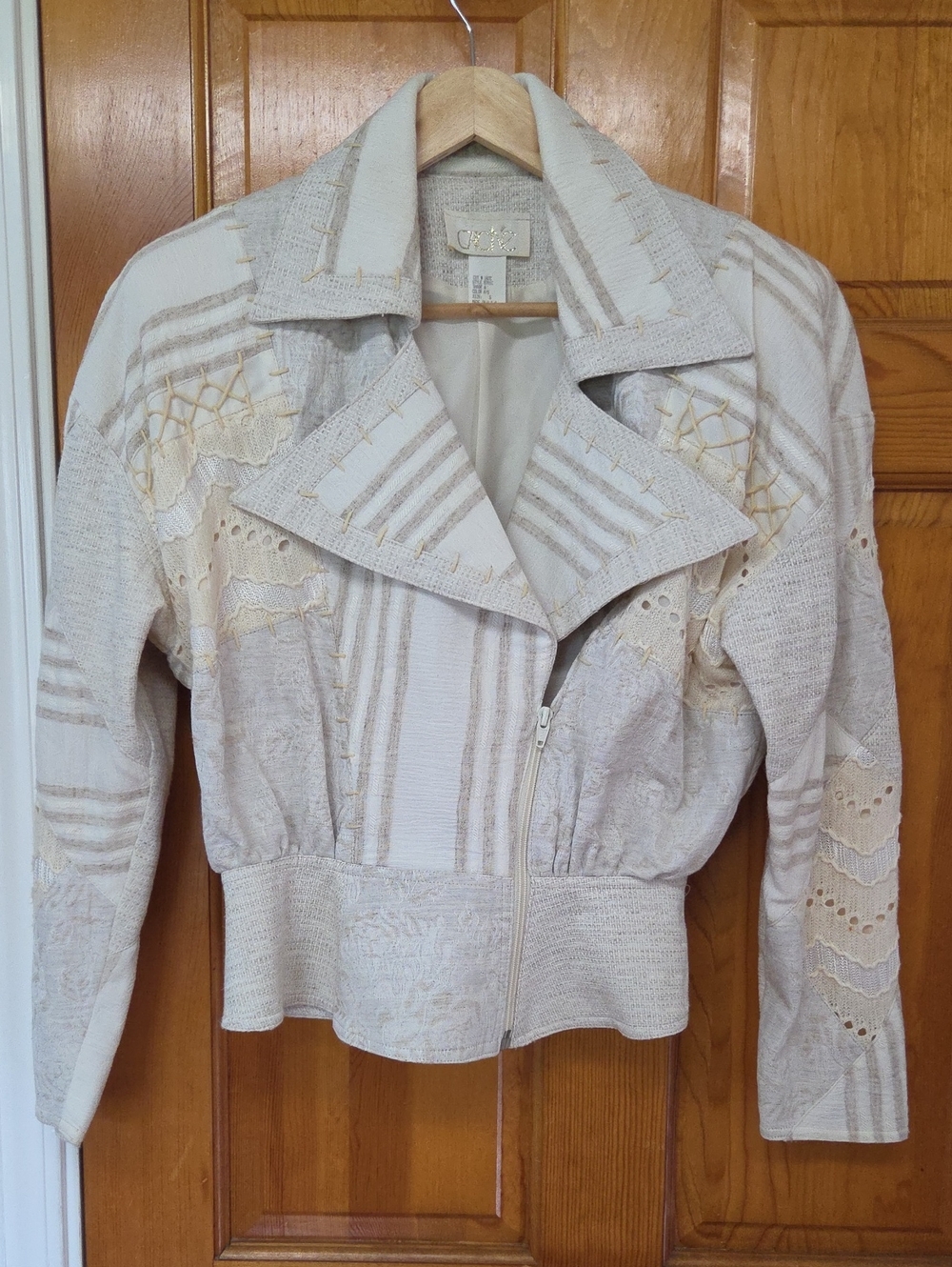 Y2K Cache size Small Cream Patchwork Textured Blazer w/Shoulder Pads